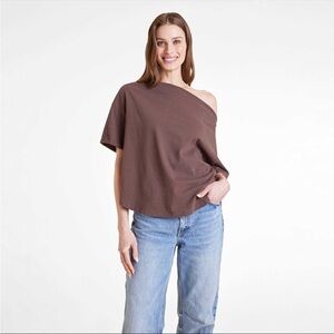 Nuuds Chocolate Off The Shoulder T-Shirt in XL